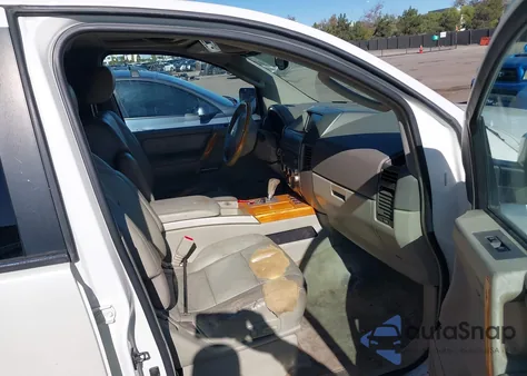 2004 Infiniti Qx56 z USA, uszkodzony, nr VIN 5N3AA08A74N812082